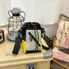 Bolsa Transversal Pequena da Marca Tendência para Uso Externo com Fechamento por Cordão, Porta-Garrafa de Água, Bolsa Transversal Leve Masculina para Caminhada, Bolsa de Ombro para o Dia a Dia