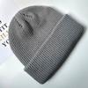 Chapéu de Lã Tricotado Unissex Quente com Proteção para Orelhas, Novo Chapéu de Inverno Outono Estilo Coreano Pele de Melão Touca de Puxar