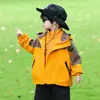 Chaqueta Tres en Uno de Otoño para Niños 2026 Nueva Fresca Atractiva Impermeable para Niño Sudadera con Capucha de Otoño para Niños