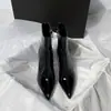 Botines de Tacón Alto de Charol Negro para Mujer 2026 Tendencia Versátil Nuevo Estilo Tacón de Aguja Botas con Suela Roja Sexy Cremallera Lateral