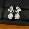 Collar de Flor de Zirconia Gota de Agua Lujo Ligero Nicho Sentido de Alta Gama Cadena para Clavícula Exquisito Temperamento Moda Versátil Conjunto de Joyería