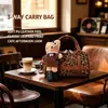 Bolsa Boston retro transfronteiriça, design patchwork com cores contrastantes, bolsa de ombro, nova coleção outono 2026, bolsa transversal