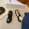 Sandalias Versátiles con Clip para Dedos de Verano 2026, Punta Plana, Moda Europea y Americana, Sandalias de Playa con Clip para Dedos para Mujer