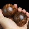 Pelota de Salud de Sándalo DIY Bola Sólida de Madera para Ejercicio de Mano Pelota de Balonmano para Entrenamiento de Rehabilitación Hombres y Mujeres Jugar Pelota de Mano al Aire Libre Venta al por Mayor