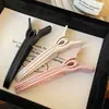 Clip de Sujeción de Raíz de Artefacto de Parte Superior de Calavera Alta Clip Esponjador de Cabello Clip de Posicionamiento Peinado de Mujer Flequillo Clip de Pico de Pato Pasador de Pelo Clip para el Cabello