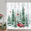 Cortina de chuveiro com padrão de combinação de cena de neve de Natal exclusiva transfronteiriça, carro vermelho, pinheiro, pássaro vermelho, montanha, não requer perfuração, vem com 12 ganchos
