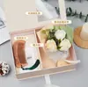 Regalo del Día de la Madre para mamá traje de peine de sándalo viejo ramo de jabón de rosas caja de regalo promoción del festival de enfermería