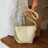 Bolso Cubo Acolchado de Nuevo Diseño de Nicho 2026 para Mujer, Bolso de Hombro Versátil de Moda con un Toque de Lujo, Bolso para el Trabajo, Bolso Cruzado