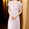 Bata de Noche de Seda con Copas para Mujer, Nuevo Estilo Primavera Verano, Hermosa y Elegante Ropa de Casa de Encaje de Seda de Morera, Estilo Delgado que se Puede Usar Afuera