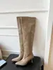 Botas de pierna ancha de moda 2024 nuevo estilo, botas de mujer de circunferencia grande, punta fina, tacón fino, efecto adelgazante, botas de tacón grueso, botas altas hasta la rodilla talla grande