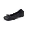 Super Macio Todo Couro de Cordeiro Confortável para o Trabalho Laço Outono 2026 Salto Baixo Grosso Bico Redondo Couro Genuíno Boca Rasa Sapatos de Salto Único Tamanho Feminino 42 Tamanho Grande