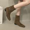 Inverno 2025 Retrô Cor Pura Versátil Fivela de Cinto Bico Quadrado Salto Grosso Botas Curtas Moda Feminina Botas Versáteis Botas Slim