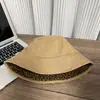 Sombrero de Pescador Retro Japonés de Doble Cara con Estampado de Leopardo Estilo Coreano Casual para Mujer Otoño/Invierno Cara Adelgazante de Terciopelo Dorado Sombrero de Pescador Versátil