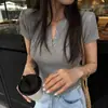 Camiseta Sexy de Cuello en V de Manga Corta Estilo Pura Lujuria para Mujer Verano 2025 Nuevo Look Adelgazante Sexy Top Corto de Hombro Derecho