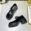 Sapatos de Salto Alto Jk Sapatos Mary Jane para Mulheres Primavera/Verão 2026 Sapatos Pequenos de Couro Elegante Retro Simples Versátil Bico Redondo Salto Grosso Tira Única