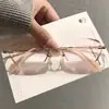 Óculos Sem Aro de Titânio Puro para Mulheres com Miopia, Bordas Delicadas, Estilo Feminino, com Correção para Astigmatismo, Anti-Luz Azul, Cor Degradê, Modernos, Ultraleves