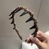 Diadema Antideslizante Dentada para Mujer 2026 Nuevo Estilo Versátil para Salir, Hace que la Cara Parezca Más Pequeña, Elegante Accesorio para el Cabello de Diadema Alta
