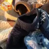 Suéter de Forro Polar Cálido para Invierno Adolescente Marca de Moda Estilo Hong Kong Estilo Japonés Moderno Atractivo Suéter de Punto Holgado Chaqueta de Punto Retorcido Moderna para Hombre