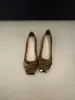 Elegantes zapatos planos de mujer con punta cuadrada y tacón bajo, nuevo modelo de primavera y otoño, adecuados para combinar con faldas, elegantes zapatos de abuela