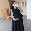 Maternidad Retro Otoño Nuevo Estilo 2026 Estilo Coreano Cuello Redondo Mangas sin Mangas con Volantes Vestido Capa Base Conjunto de Dos Piezas