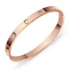 Pulsera de Broches, Lujo Accesible, Acero de Titanio de Gama Alta, No se Desvanece, Diseño de Moda Ins Exquisito, Pulsera Dorada, Sencilla para Niñas
