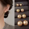 Pendientes Pequeños de Bombilla Imitación Perla Champagne para Mujer, Pendientes de Nuevo Estilo Popular, Lujo Ligero, Gama Alta, Joyería Elegante para Orejas