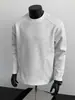 Sudadera Rígida de Peso Pesado Estilo Retro Americano Corte Limpio para Hombre Camiseta de Manga Larga con Diseño de Empalme en Hombro Derecho