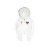 Sudadera con Cremallera Corta y Cuello de Piel Estilo Y2K Millennial Hot Girl con Aplicaciones de Cruz y Corazón con Pedrería