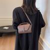 Bolsa pequena super quente feminina outono e inverno vintage all-match 2024 nova moda bolsa crossbody feminina portátil trabalho pequena bolsa