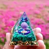 Bola de Cristal 73 Estilos Pirámide Bola de Cristal Transfronteriza Pirámide de Piedra Triturada Artesanías para el Hogar Adornos de Resina