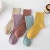 Calcetines nuevos de doble aguja para dama color sólido casual de algodón calcetines de otoño e invierno gruesos cálidos algodón peinado calcetines de mujer al por mayor