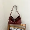 Elegante bolso de cuero aceitado de gran capacidad para mujer, nuevo modelo 2026, bolso cruzado y de hombro casual para el día a día, bolso tote simple