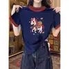 Camiseta Estilosa e Jovem Estilo Coreano de Manga Curta para Mulheres, Novo Design de Verão 2026 com Color-Blocking Gola Redonda Camiseta Básica