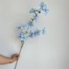 Arreglo floral de jazmín de rama larga simulado para auditorio de bodas, fondo alto, fabricantes de flores decorativas, flores falsas de seda al por mayor
