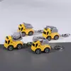 Llavero creativo de mini coche deportivo de fricción, coche de aleación con puertas que se abren, accesorio para mochila infantil, regalo de coche