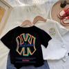 2026 Nueva Camiseta de Manga Corta de Verano para Niños Algodón Puro Niños y Niñas Estilo Japonés Camiseta Base de Color Sólido para Bebé Marca de Moda Letra t