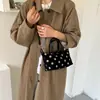 2026 Nova Bolsa de Mão Estilo Coreano Nicho Bolinhas Moda Feminina Grande Capacidade Leve para o Trabalho Ombro Único Transversal