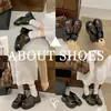 2026 Otoño Suela Gruesa Aumenta Altura Estilo Británico Nuevo Versátil Primavera-Otoño Estampado Leopardo Zapatos de Vestir con Cordones Negros para Mujer