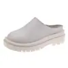 Nuevas zapatillas versátiles para exteriores de primavera y verano, zapatos de mujer de moda, zapatos de plataforma de suela gruesa, medias zapatillas cerradas para aumentar la altura para mujer 2026