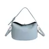 Bolsa com Design Retrô de Nicho Feminina 2026 Nova de Verão Casual com Toque de Luxo Bolsa Transversal Versátil Bolsa de Mão de Ombro