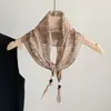 Pañuelo de Seda Retro Versátil Estilo Hong Kong, Pañuelo Triangular de Moda, Accesorios de Alta Gama, Elegantes y Elegantes, Pañuelo Delgado para el Cuello, Multiusos