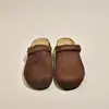 Tamancos Estilo Birkenstock com Solado Grosso, Aumentadores de Altura, de Uso Duplo, com Design de Bico Fechado para Mulheres, Adequados para Uso Externo, Novas Sandálias Birkenstock Retro Outono 2025