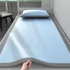 Colchoneta Refrigerante de Seda de Hielo para Dormitorio Estudiantil Juego de Tres Piezas Modelo Nuevo Individual Verano Lavable a Máquina Enfriamiento por Aire Acondicionado Colchoneta Suave Venta al por Mayor Entrega