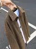 Camisa de espiga azul oscuro para hombre otoño retro a cuadros texturizados camisa casual prenda exterior cárdigan chaqueta con solapa