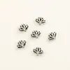 Liga de Prata Antiga Flor de Lótus Vazada Espaçadores Perfurados para Contas DIY Pulseira Colar Acessórios Decorativos Enfeites