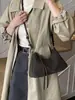 Bolso Retro Francés de Hombro Único para Mujer Otoño e Invierno 2025 Nuevo Bolso de Mano de Nicho para el Trabajo Bolso Cruzado Casual de Moda