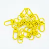 Llavero de aleación pintada de colores caramelo con clip de perro, gancho en forma de U pintado en spray de colores, colgante para bolso, accesorios para joyería DIY