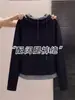 Jaqueta moletom com zíper parcial e capuz, estilo duas peças falsas, para mulheres, novo estilo casual outono/inverno, blusa versátil de manga longa, tendência A9165