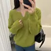 Suéter de Punto Holgado Estilo Coreano Simple Versátil Cuello en V Base Verde Nuevo para Mujer Otoño e Invierno 2025