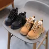 Invierno 2026 Nuevas Llegadas Botas Gruesas de Cuero para Niños Botas Martin Cálidas con Felpa Antideslizantes para Niñas Botas de Algodón Estilo Versátil